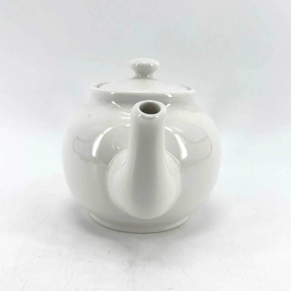 Crate & Barrel Duchess White Stoneware Teapot 38 Oz Simple Classic Round Design - Picture 5 of 10